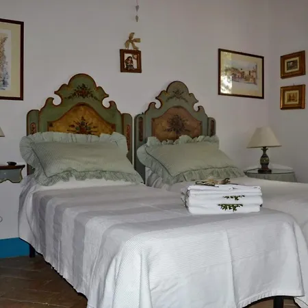 Sleeps 4 Air Con Wifi *
